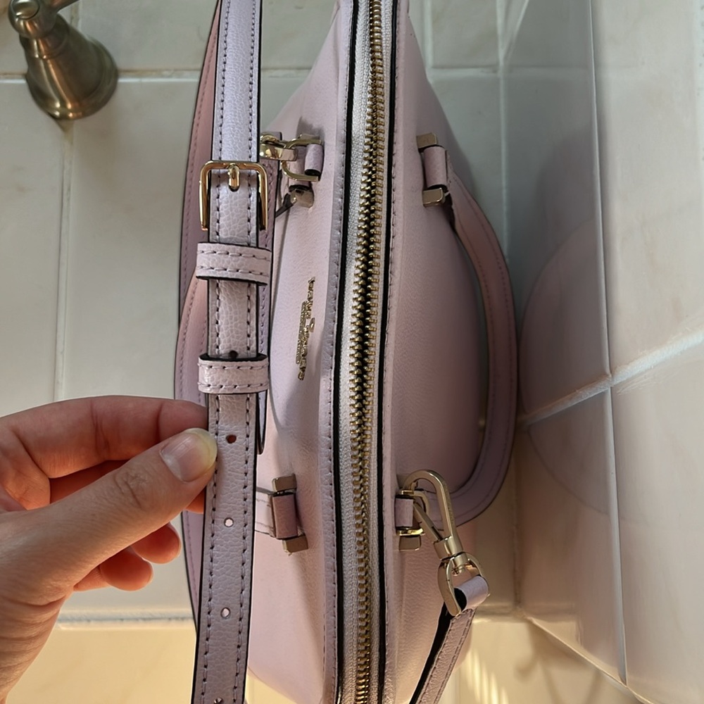 Beautiful lilac Kate spade purse - Picture 8 of 11